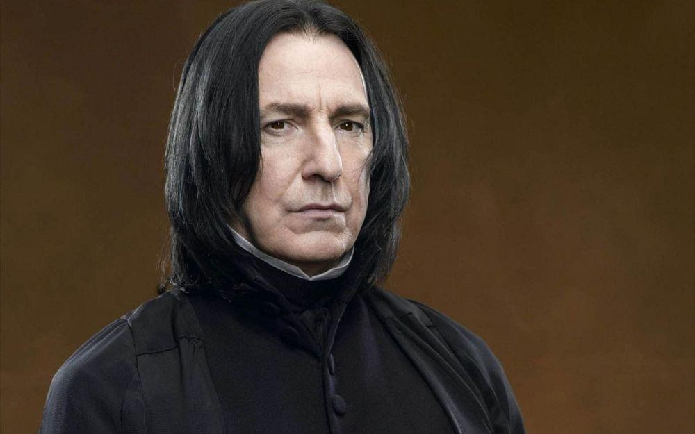Tranh cãi gay gắt khi diễn viên da màu nhận vai thầy Snape ở Harry Potter