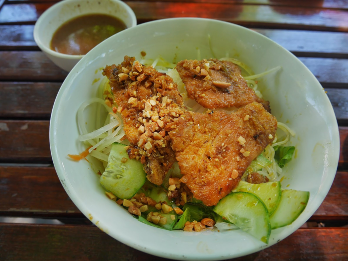 TOP 11 quán bún thịt nướng Huế ngon làm “say lòng thực khách”