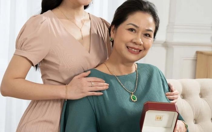 Top 20 món quà 8/3 cho mẹ độc đáo, ý nghĩa nhất 2026