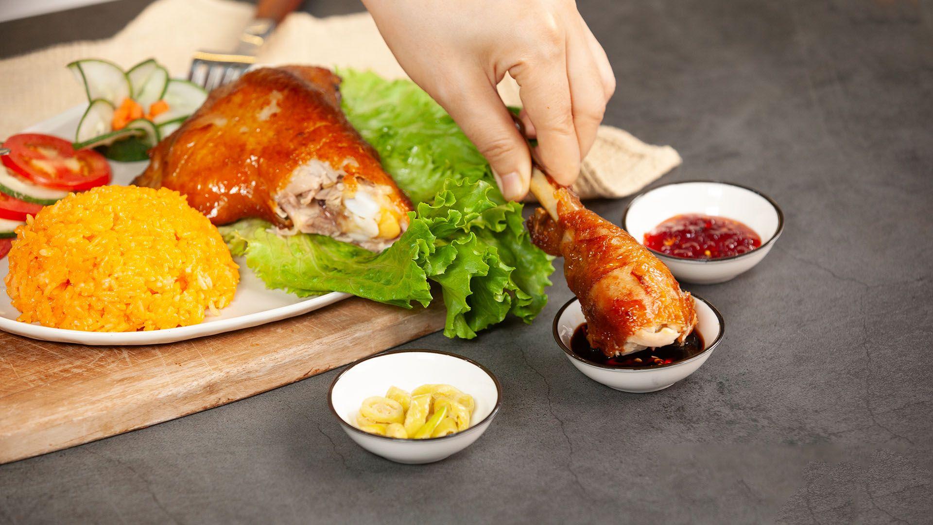 Cơm gà Đà Nẵng - TOP 10 địa chỉ ngon nức tiếng nên thử 